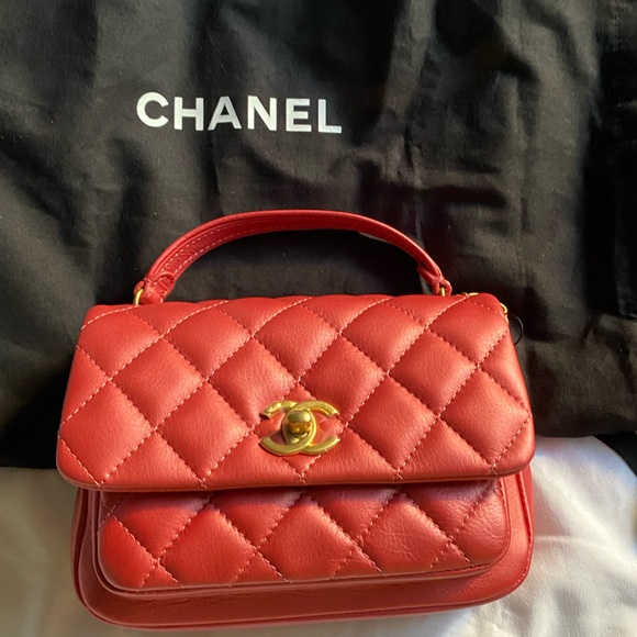 Pink Chanel - Picture 9 of 13